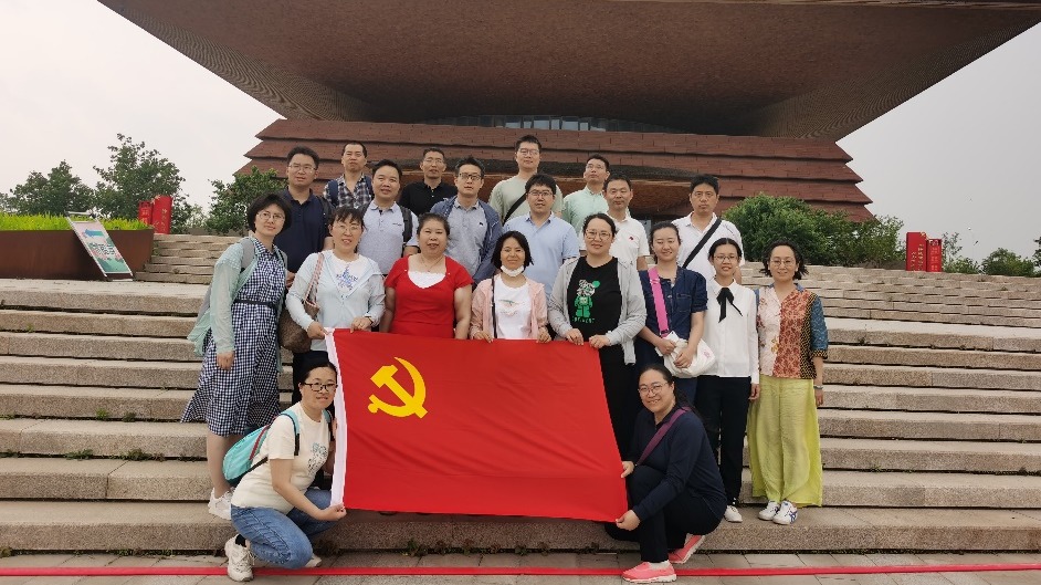 理学院开展  “凝心聚力心向党，团结奋斗新征程”教育实践活动之二  ——白洋淀红色之旅